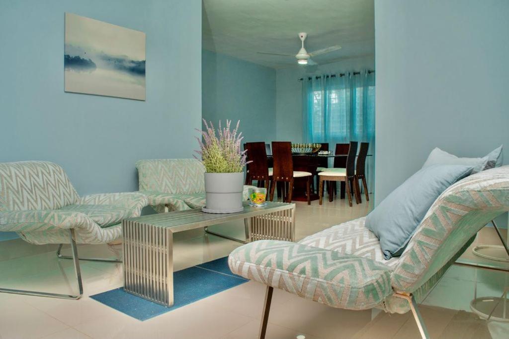 Hotel Casa Jum ซานติอาโก เด ลอสกาบาเญโรส ภายนอก รูปภาพ