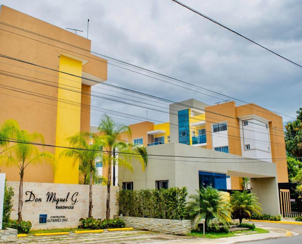 Hotel Casa Jum ซานติอาโก เด ลอสกาบาเญโรส ภายนอก รูปภาพ