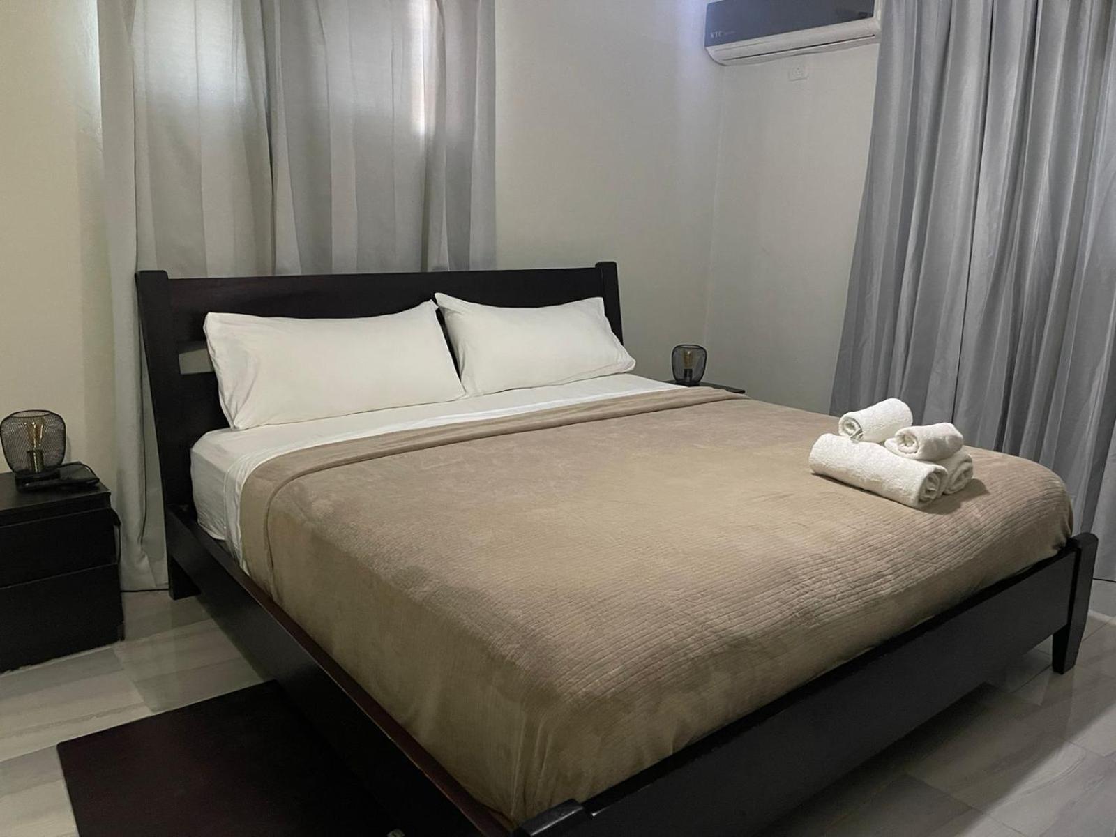 Hotel Casa Jum ซานติอาโก เด ลอสกาบาเญโรส ภายนอก รูปภาพ